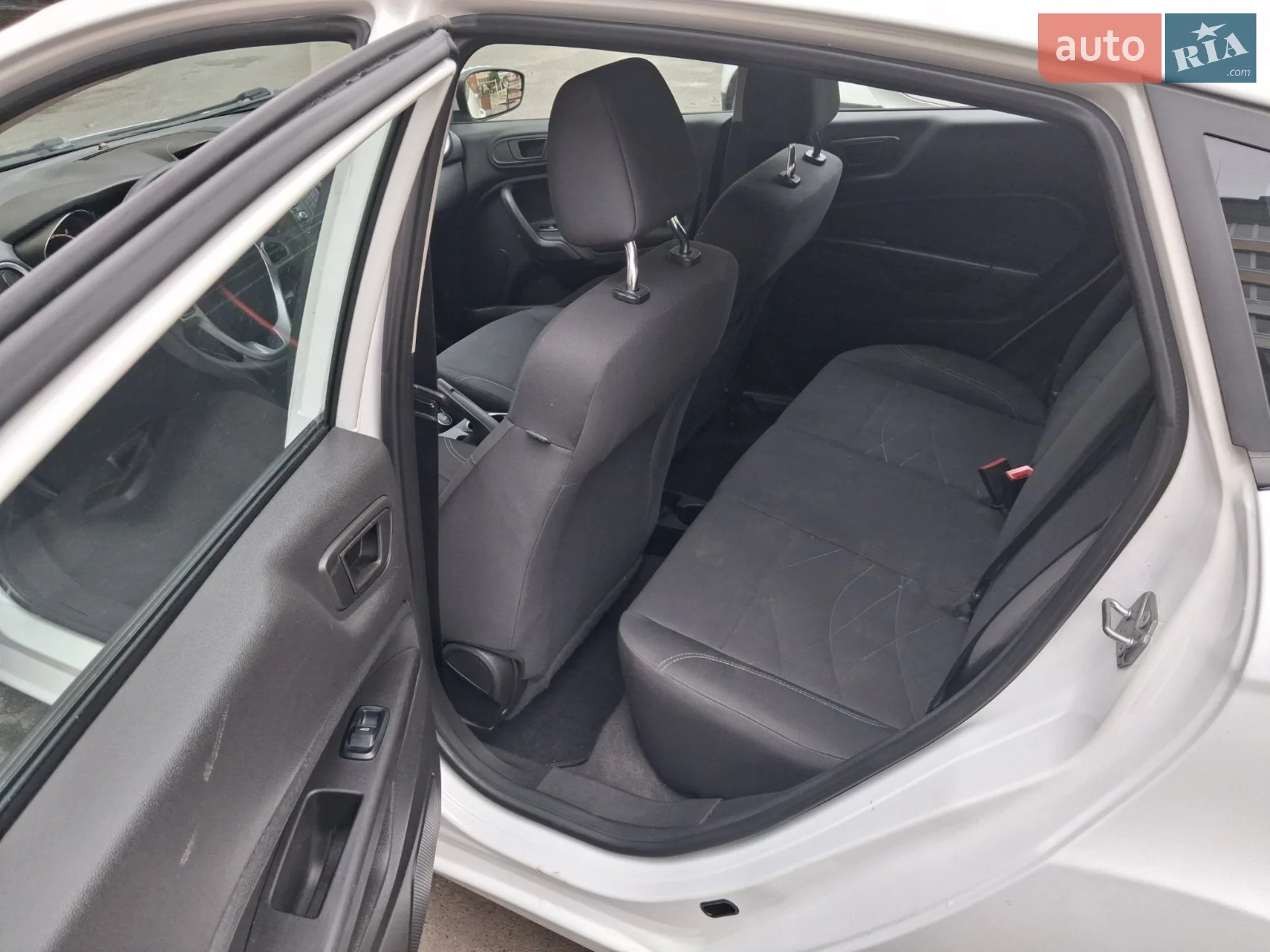 2018 Ford Fiesta - мініатюра 11