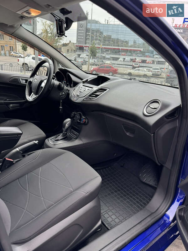 Хетчбек Ford Fiesta 2016 в Харкові