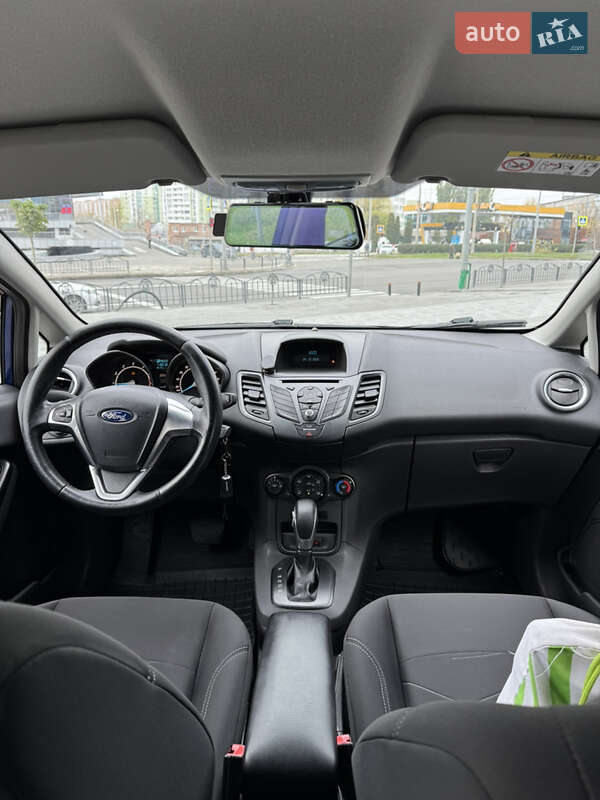 Хетчбек Ford Fiesta 2016 в Харкові