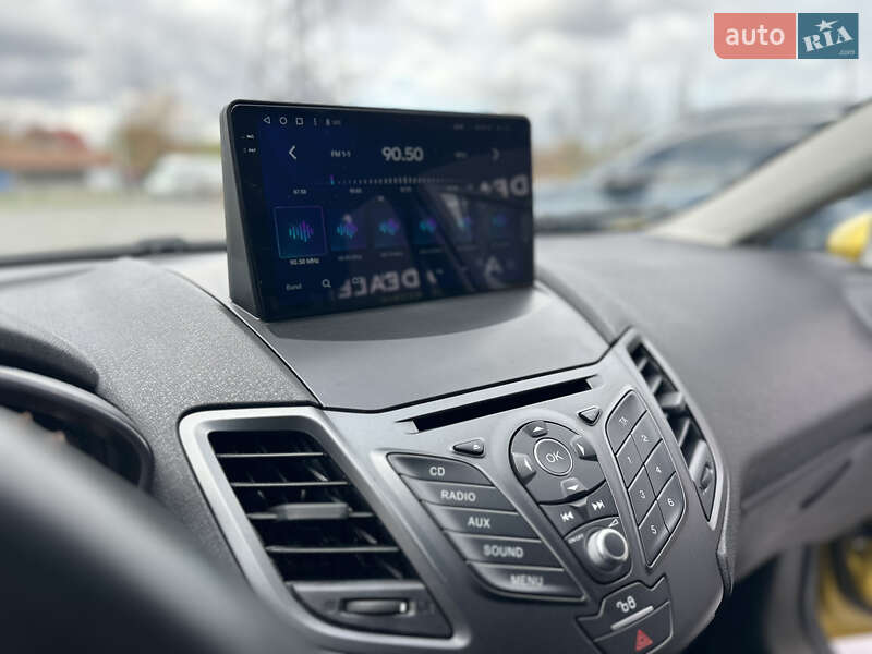 Хетчбек Ford Fiesta 2015 в Вінниці фото 42 Хетчбек Ford Fiesta 2015 в Вінниці