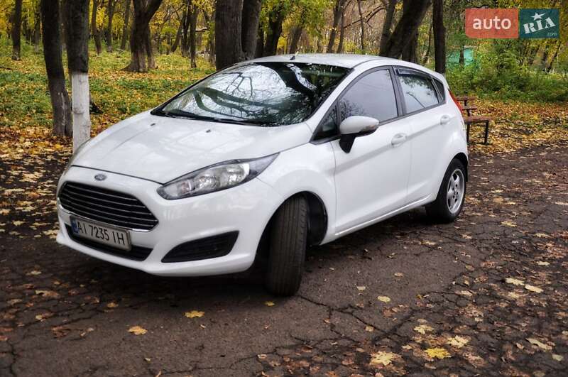 Хэтчбек Ford Fiesta 2013 в Полтаве фото 12 Хэтчбек Ford Fiesta 2013 в Полтаве