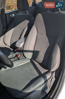 Седан Ford Fiesta 2015 в Киеве