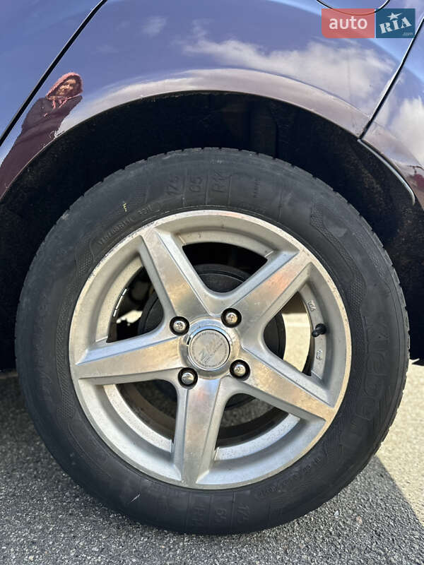 Хетчбек Ford Fiesta 2011 в Києві фото 12 Хетчбек Ford Fiesta 2011 в Києві