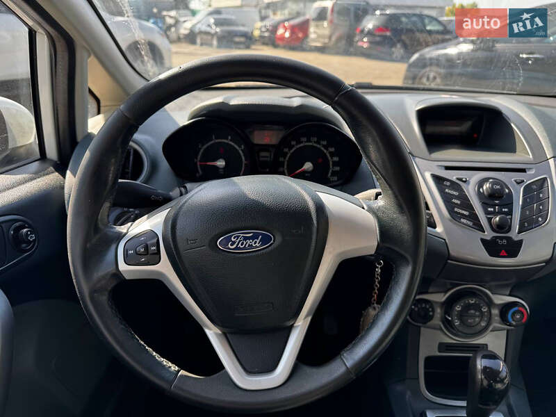Хэтчбек Ford Fiesta 2011 в Днепре фото 8 Хэтчбек Ford Fiesta 2011 в Днепре
