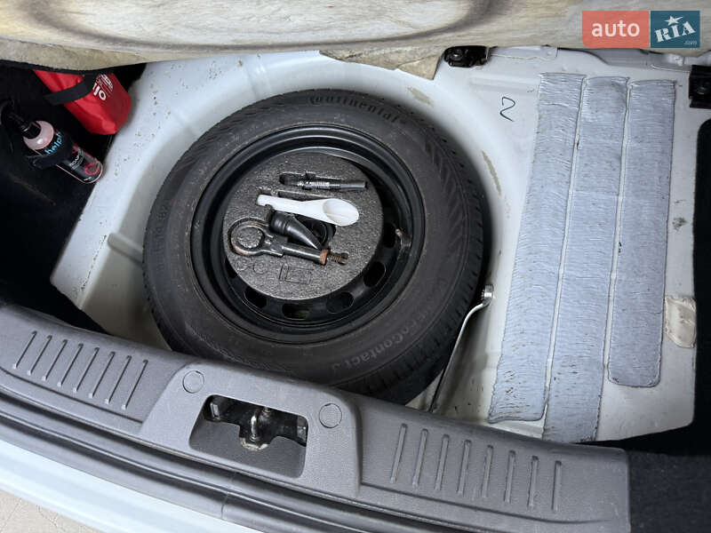 Хэтчбек Ford Fiesta 2016 в Львове фото 31 Хэтчбек Ford Fiesta 2016 в Львове