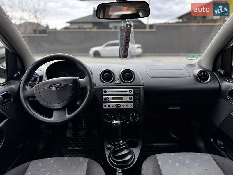 Хэтчбек Ford Fiesta 2005 в Ивано-Франковске фото 38 Хэтчбек Ford Fiesta 2005 в Ивано-Франковске