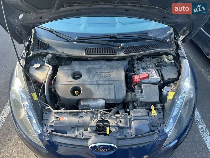 Хэтчбек Ford Fiesta 2011 в Киеве фото 18 Хэтчбек Ford Fiesta 2011 в Киеве