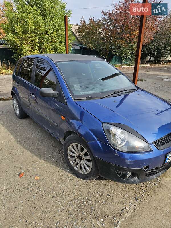 Хэтчбек Ford Fiesta 2008 в Запорожье