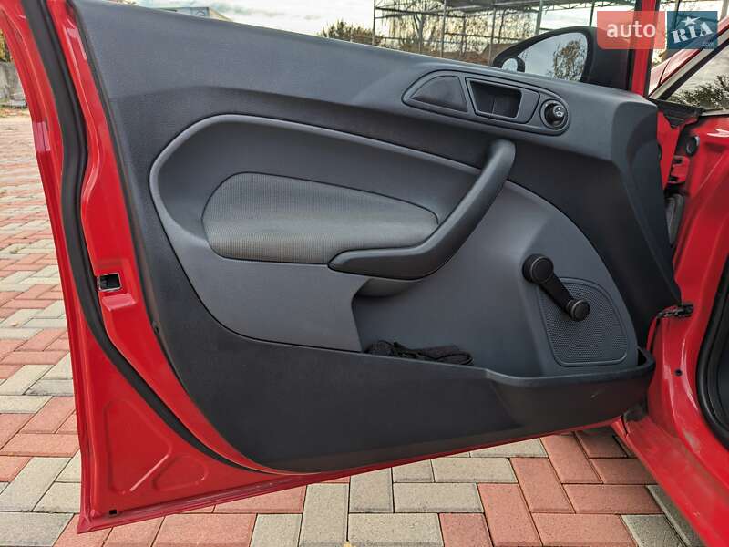 Хэтчбек Ford Fiesta 2011 в Белой Церкви