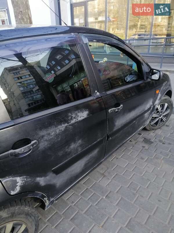 Хетчбек Ford Fiesta 2006 в Миколаєві