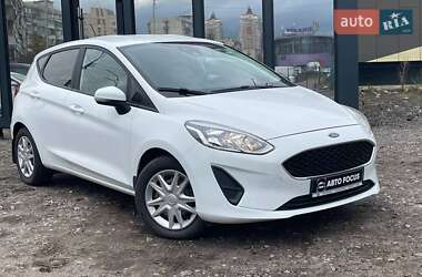 Хэтчбек Ford Fiesta 2018 в Киеве