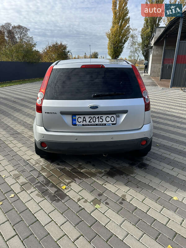 Хэтчбек Ford Fiesta 2007 в Борисполе фото 6 Хэтчбек Ford Fiesta 2007 в Борисполе