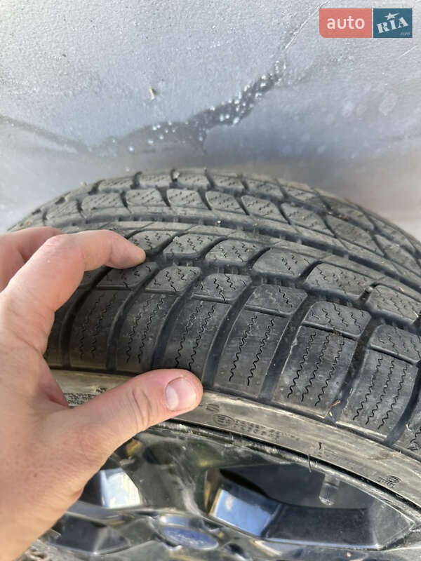 Седан Ford Fiesta 2013 в Городке