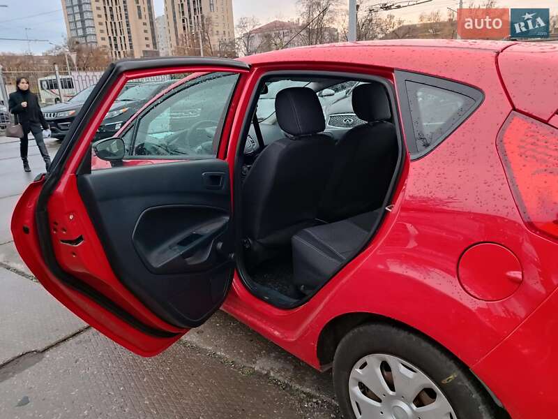 Хэтчбек Ford Fiesta 2012 в Харькове фото 14 Хэтчбек Ford Fiesta 2012 в Харькове