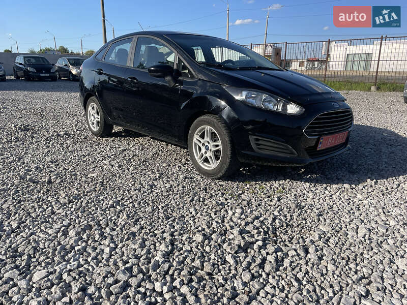 Седан Ford Fiesta 2018 в Каменском фото 2 Седан Ford Fiesta 2018 в Каменском