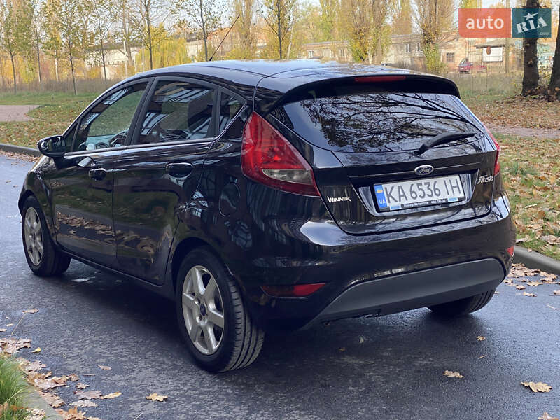 Хэтчбек Ford Fiesta 2011 в Чернигове фото 8 Хэтчбек Ford Fiesta 2011 в Чернигове