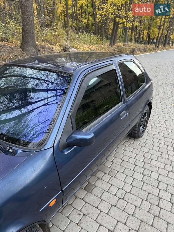 Хетчбек Ford Fiesta 2001 в Львові