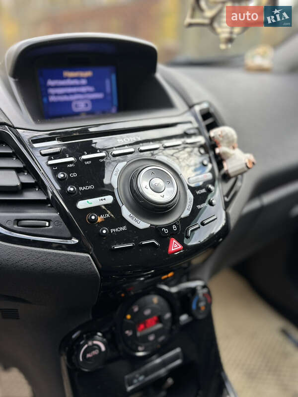 Хетчбек Ford Fiesta 2013 в Шепетівці фото 10 Хетчбек Ford Fiesta 2013 в Шепетівці