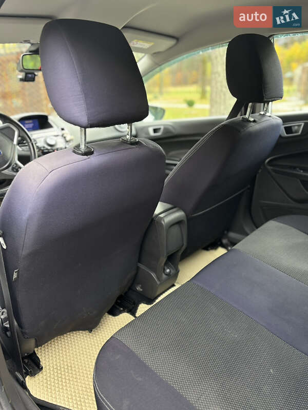 Хетчбек Ford Fiesta 2013 в Шепетівці фото 13 Хетчбек Ford Fiesta 2013 в Шепетівці