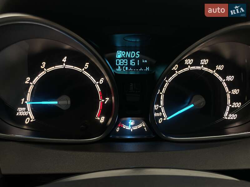 Хетчбек Ford Fiesta 2014 в Києві