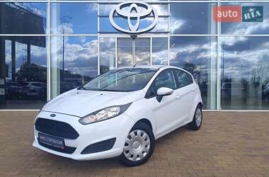 Хэтчбек Ford Fiesta 2016 в Киеве