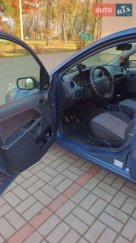 Хетчбек Ford Fiesta 2006 в Судовій Вишні фото 6 Хетчбек Ford Fiesta 2006 в Судовій Вишні
