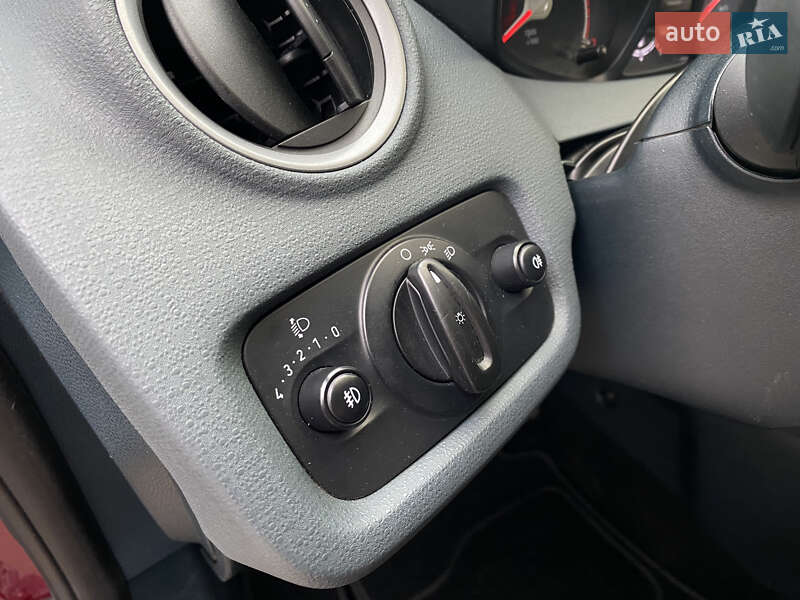 Хэтчбек Ford Fiesta 2011 в Одессе фото 51 Хэтчбек Ford Fiesta 2011 в Одессе