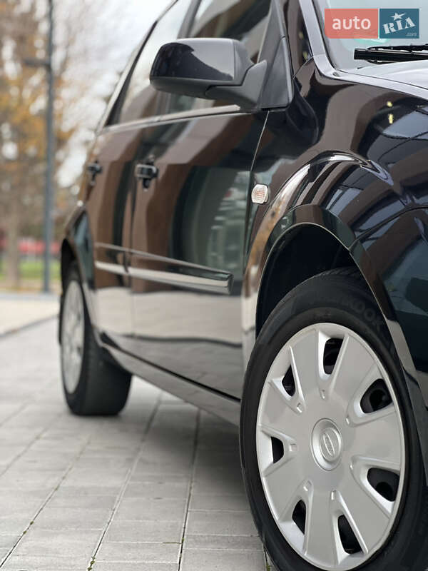 Хетчбек Ford Fiesta 2008 в Луцьку фото 7 Хетчбек Ford Fiesta 2008 в Луцьку