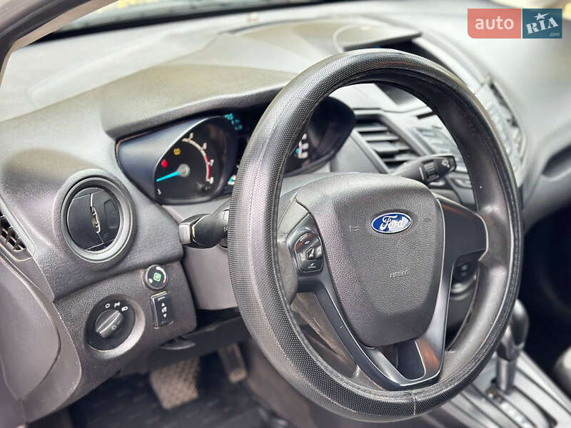 Хэтчбек Ford Fiesta 2015 в Николаеве фото 6 Хэтчбек Ford Fiesta 2015 в Николаеве