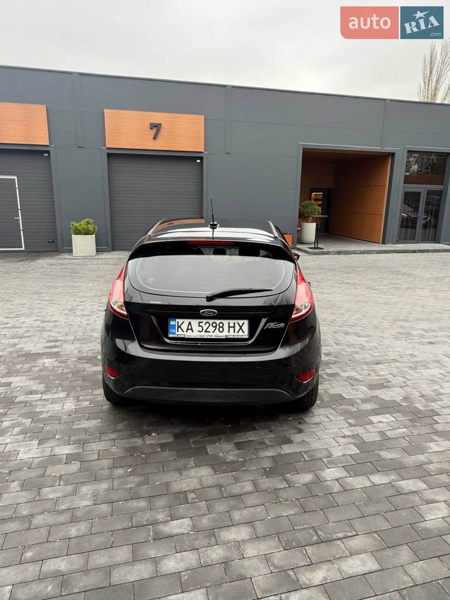 2017 Ford Fiesta - мініатюра 4