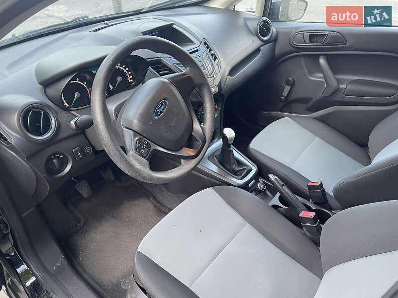 Хетчбек Ford Fiesta 2017 в Києві фото 5 Хетчбек Ford Fiesta 2017 в Києві
