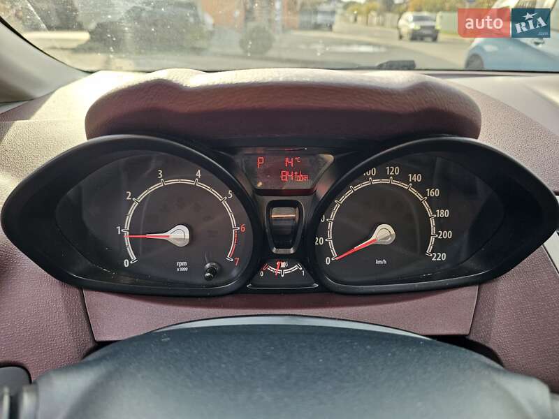 Хетчбек Ford Fiesta 2010 в Києві фото 14 Хетчбек Ford Fiesta 2010 в Києві