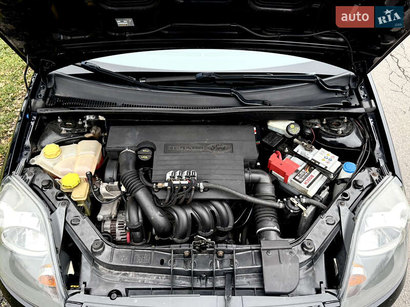 Хэтчбек Ford Fiesta 2008 в Киеве фото 24 Хэтчбек Ford Fiesta 2008 в Киеве