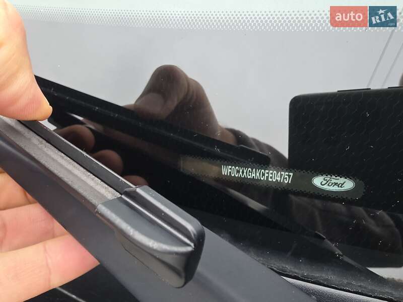 Хэтчбек Ford Fiesta 2015 в Ирпене