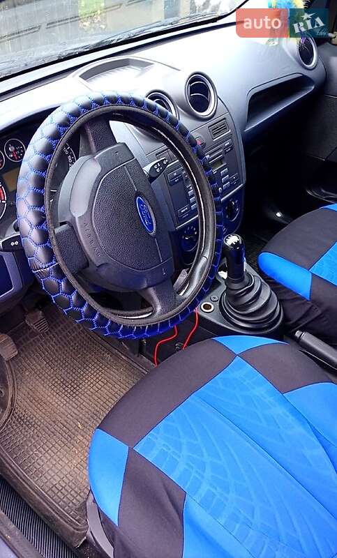 Хетчбек Ford Fiesta 2008 в Голованівську