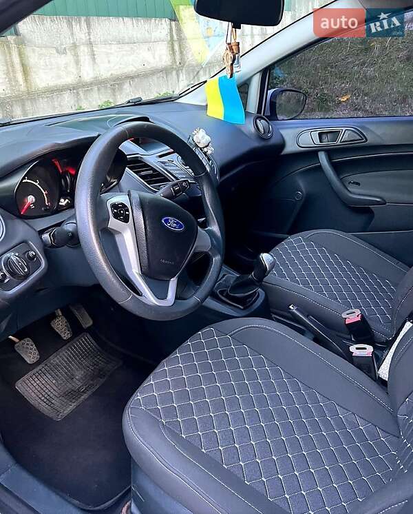 Хетчбек Ford Fiesta 2012 в Києві