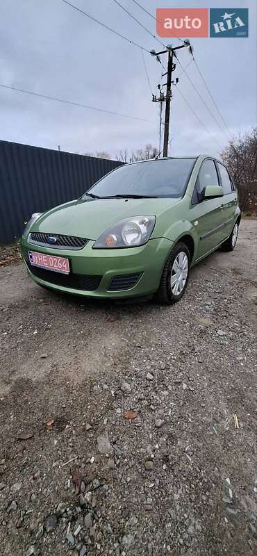 Хетчбек Ford Fiesta 2008 в Полтаві