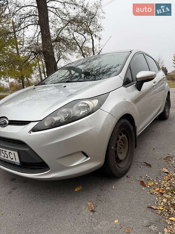 Хэтчбек Ford Fiesta 2012 в Запорожье
