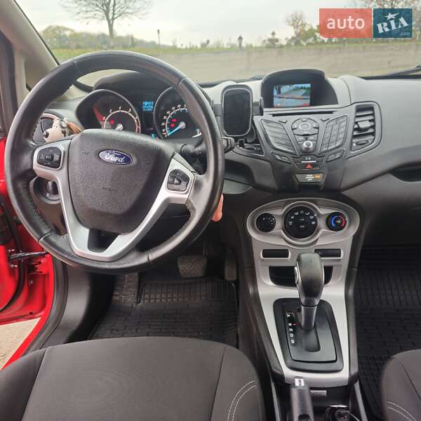 Хетчбек Ford Fiesta 2015 в Одесі