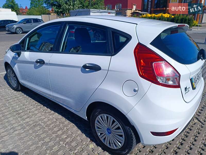 Хэтчбек Ford Fiesta 2013 в Киеве фото 8 Хэтчбек Ford Fiesta 2013 в Киеве