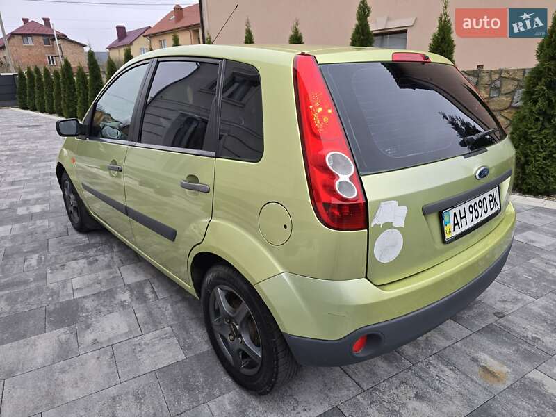 Хетчбек Ford Fiesta 2006 в Івано-Франківську фото 4 Хетчбек Ford Fiesta 2006 в Івано-Франківську