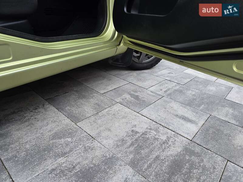 Хетчбек Ford Fiesta 2006 в Івано-Франківську фото 43 Хетчбек Ford Fiesta 2006 в Івано-Франківську