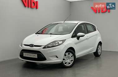 Хэтчбек Ford Fiesta 2011 в Киеве
