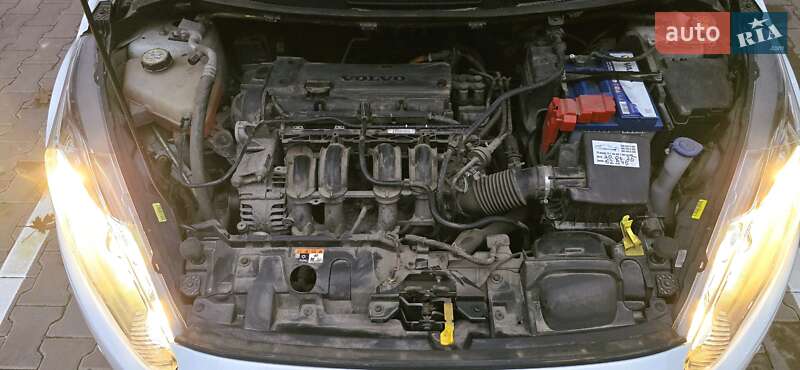 Хетчбек Ford Fiesta 2016 в Києві фото 20 Хетчбек Ford Fiesta 2016 в Києві