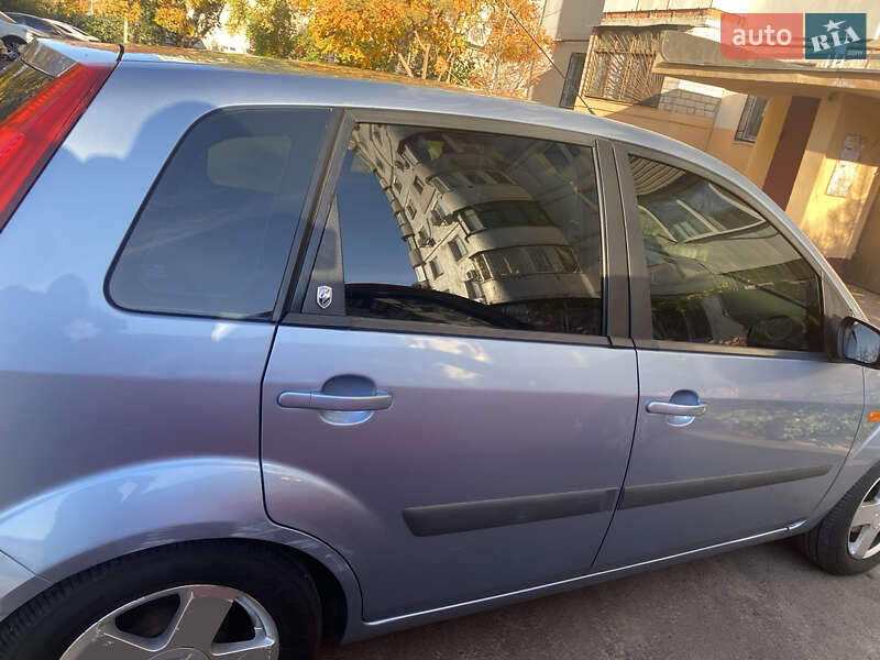 Хэтчбек Ford Fiesta 2006 в Одессе