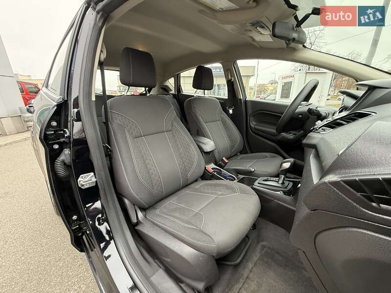 Хэтчбек Ford Fiesta 2018 в Киеве