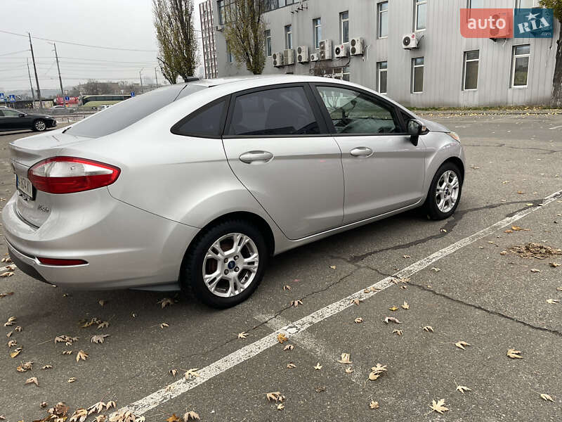 Седан Ford Fiesta 2015 в Києві фото 9 Седан Ford Fiesta 2015 в Києві
