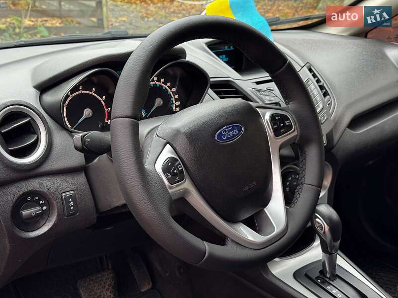 Седан Ford Fiesta 2017 в Києві
