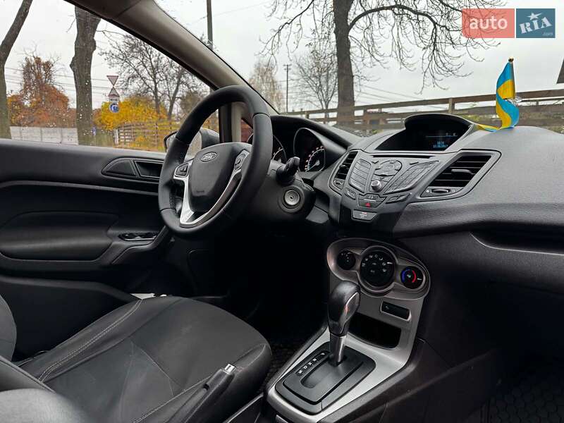 Седан Ford Fiesta 2017 в Києві