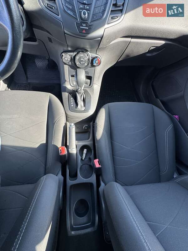 Хэтчбек Ford Fiesta 2017 в Буче